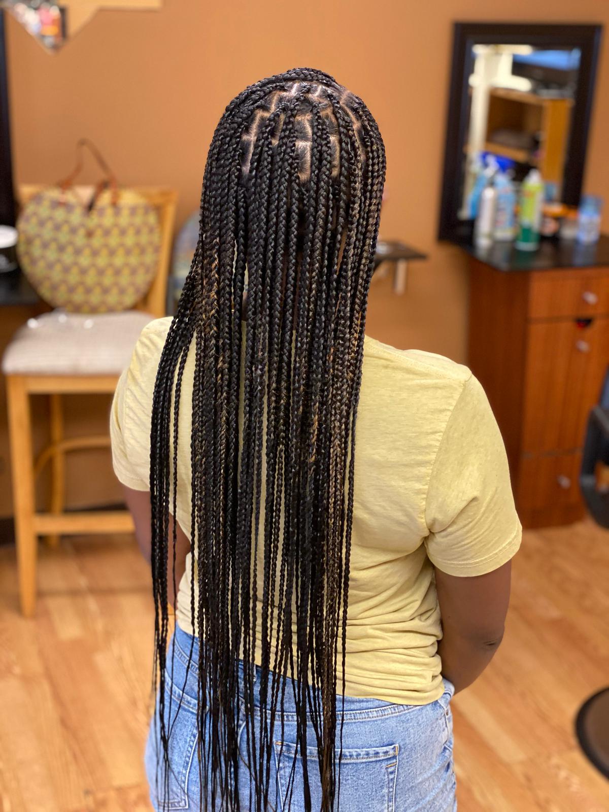 Medium Knotless Box Braids